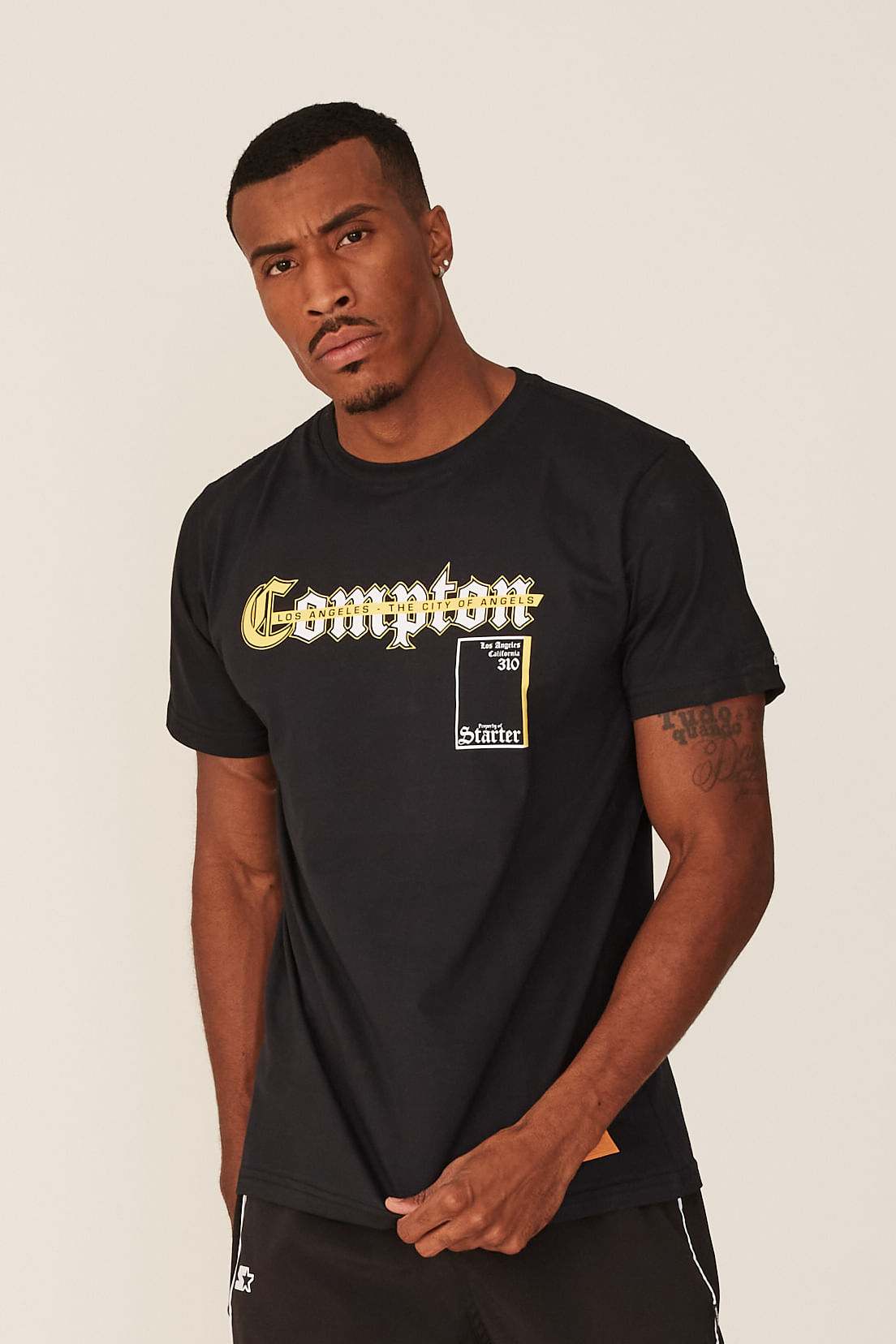 Camiseta Starter Estampada Compton Preta
