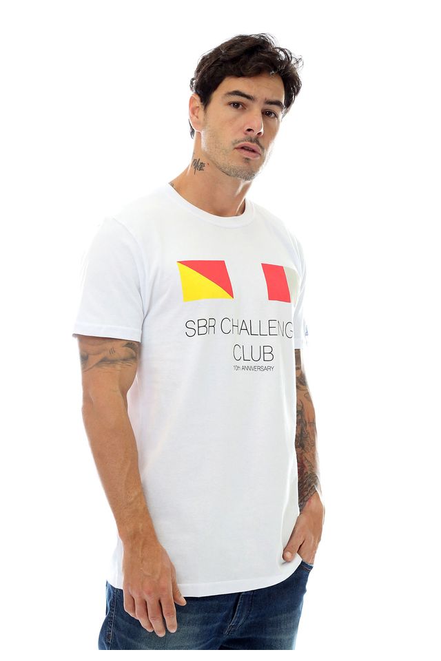 Camiseta-Starter-Estampada-Challenger-Flag-Collab-Snearkersbr-Branca