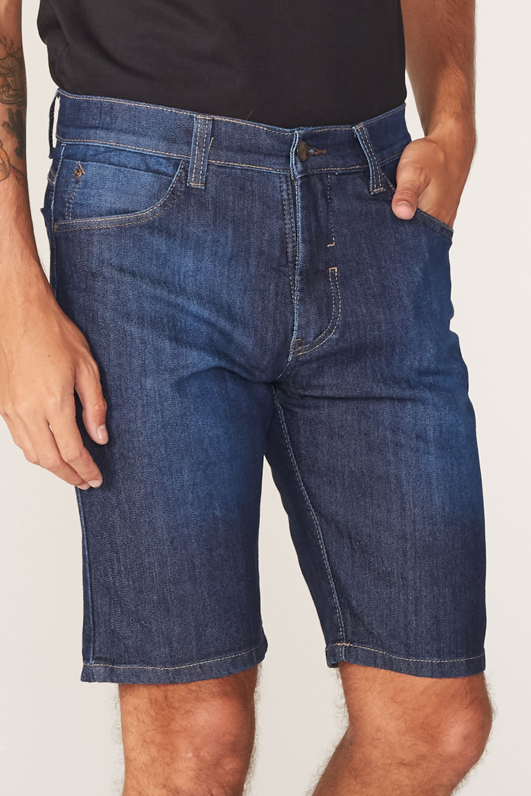 Bermuda Fatal Jeans Slim Confort Fit Azul Menor preço em Bermuda Fatal Jeans Slim Confort Fit Azul