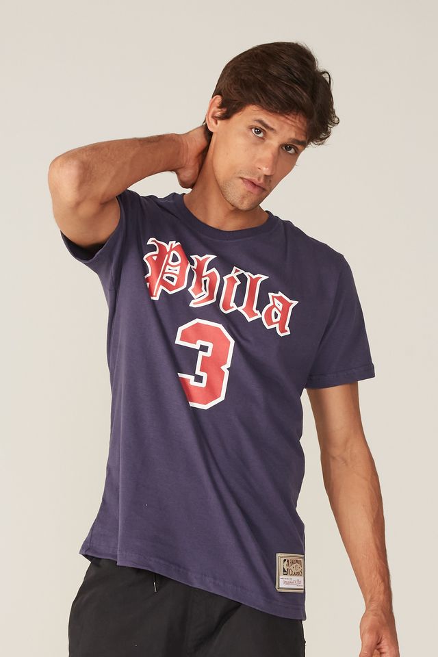 Camiseta-Mitchell---Ness-Estampada-Philadelphia-76ERS-Allen-Iverson-Azul-Marinho
