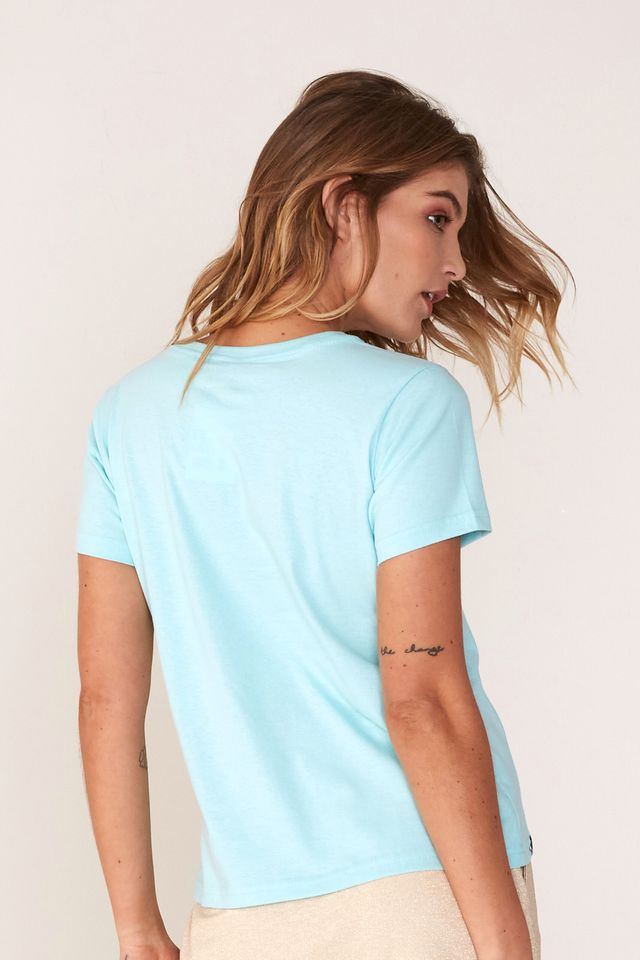 Camiseta-Onbongo-Feminina-Estampada-Azul-Claro