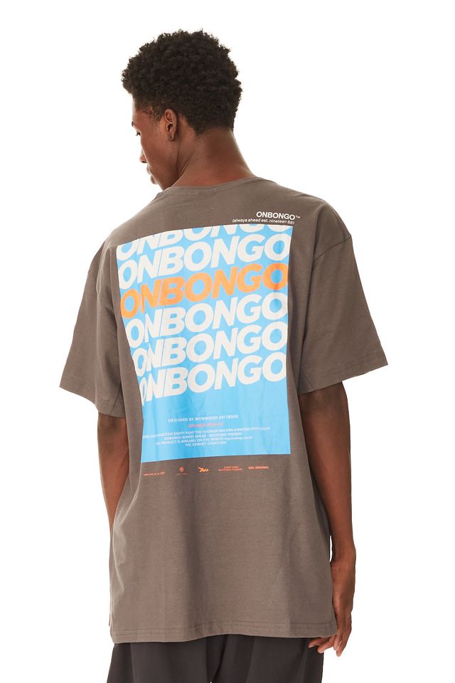 Camiseta-Onbongo-Plus-Size-Estampada-Big-Logo-Box-Costas-Cinza-Carvao