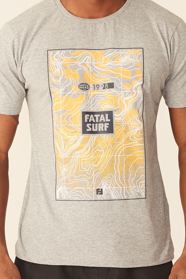Camiseta-Fatal-Estampada-Cinza