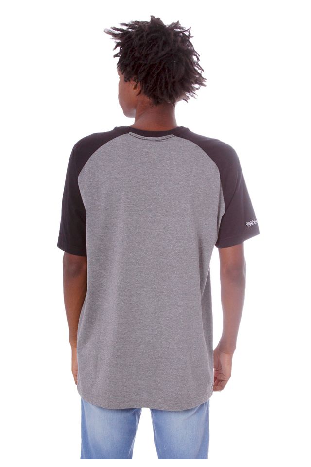 Camiseta-Mitchell---Ness-Raglan-Estampada-Branding-Cinza