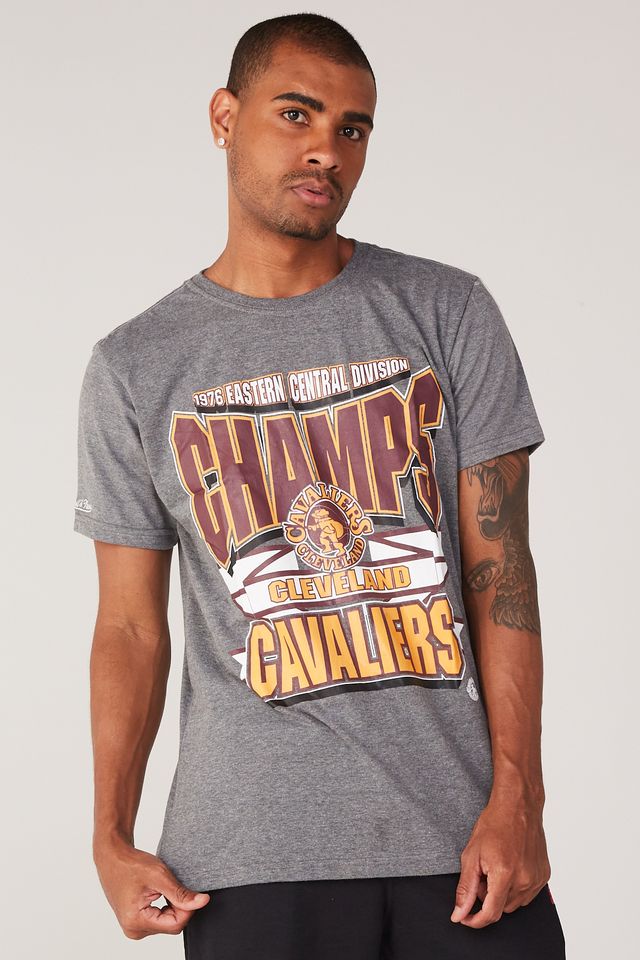 Camiseta-Mitchell---Ness-Estampada-Sportsman-Cleveland-Cavaliers-Cinza