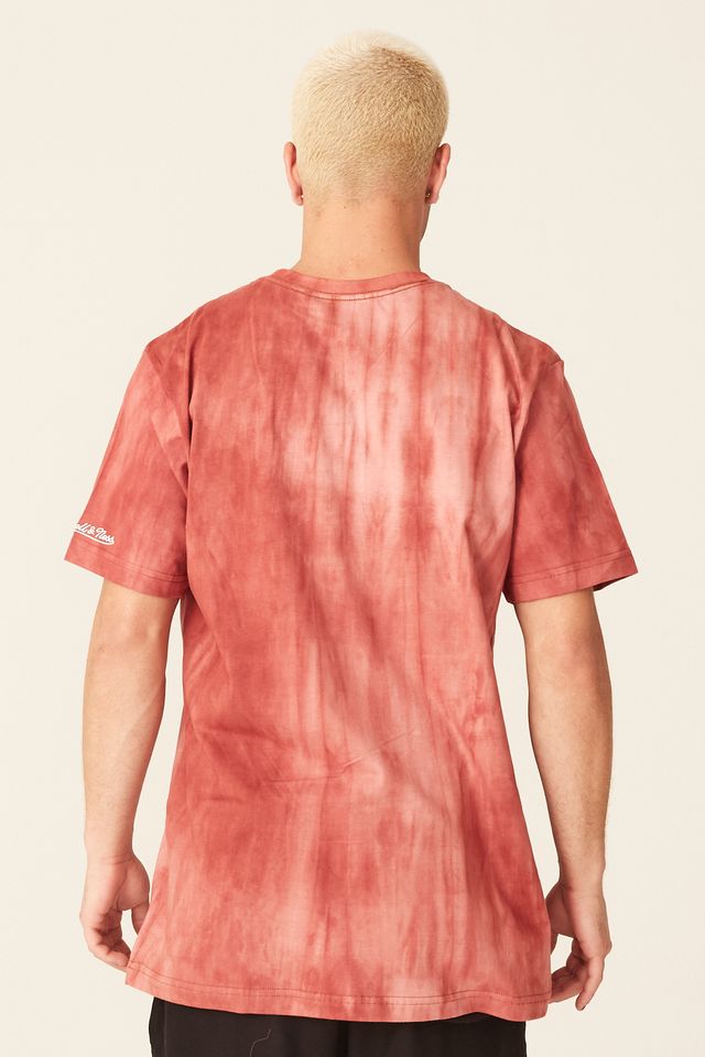 Camiseta-Mitchell---Ness-Estampada-Tie-Dye-Chicago-Bulls-Vermelha