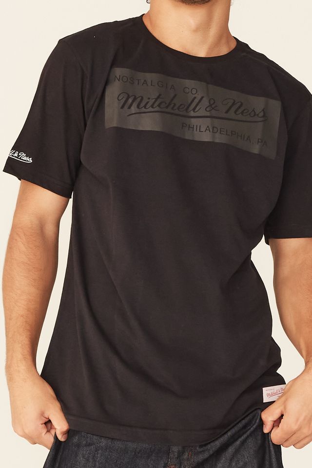 Camiseta-Mitchell---Ness-Estampada-Brand-Preta
