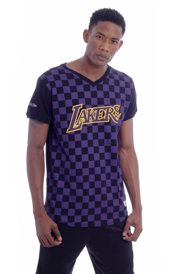 Camiseta-Mitchell---Ness-Estampada-Especial-Soccer-Los-Angeles-Lakers-Preta
