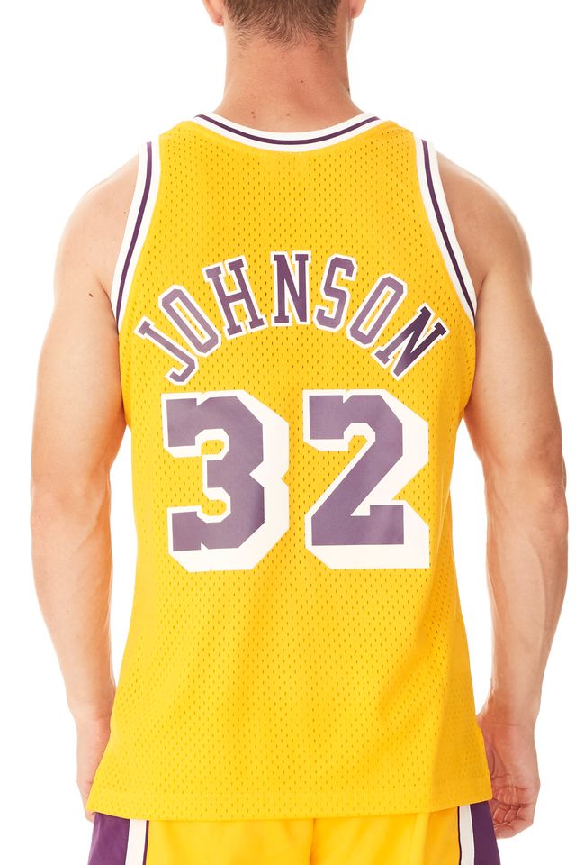 Regata-Mitchell---Ness-Swingman-Jersey-Home-Los-Angeles-Lakers-Magic-Johnson-Amarela