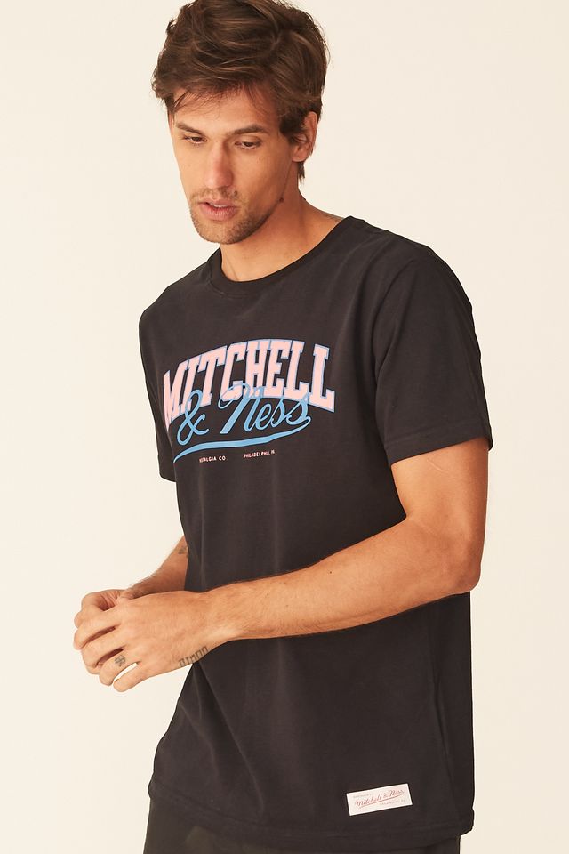 Camiseta Mitchell & Ness Básica Estampada NFL Philadelphia Eagles Preta -  Urbane