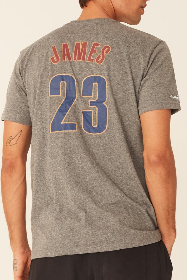 Camiseta Cleveland Cavaliers James Manga Curta Mitchell & Ness - Masculina  em Promoção