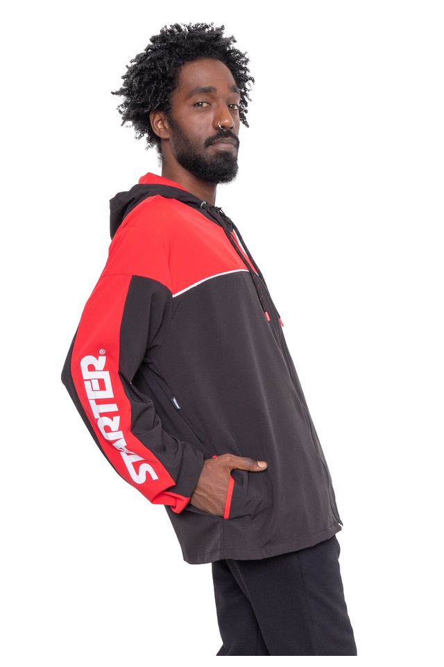 Jaqueta-Starter-Nylon-Collab-Coca-Cola-Cut-Logos-Preta Jaqueta-Starter-Nylon-Collab-Coca-Cola-Cut-Logos-Preta