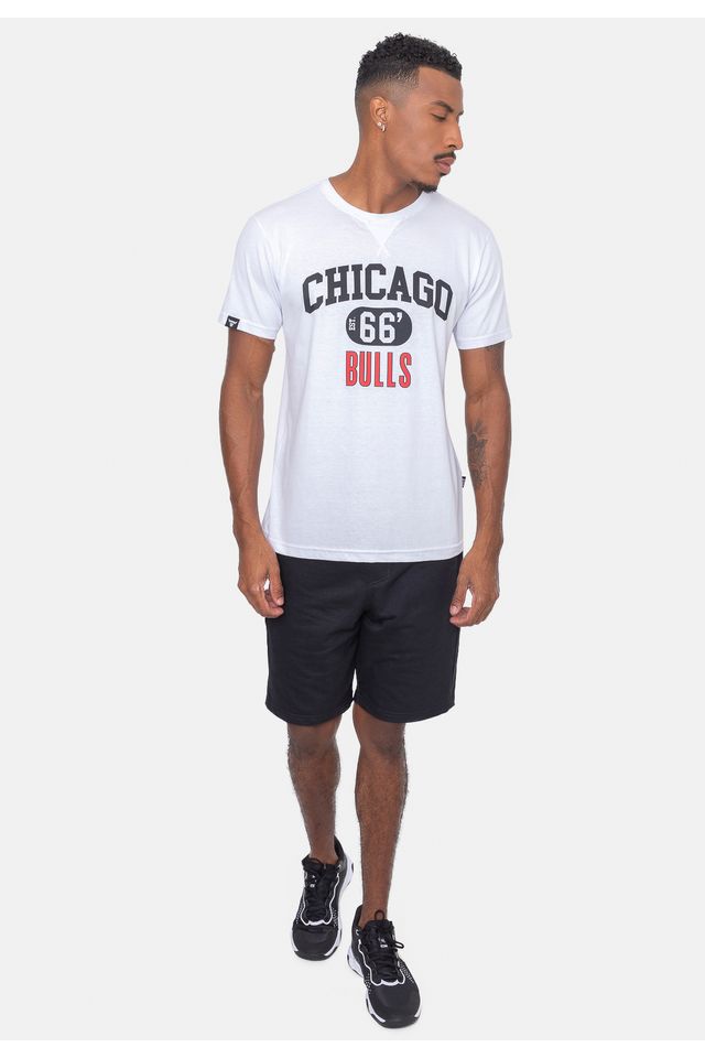 Camiseta NBA Metal Team Chicago Bulls Off White - Urbane