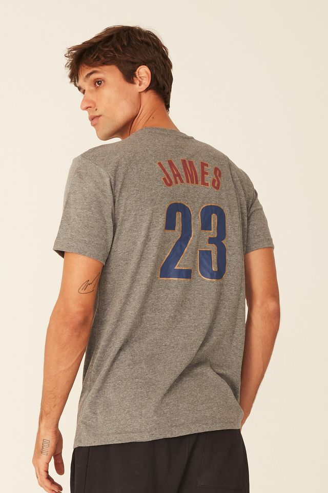 Camiseta-Mitchell---Ness-Estampada-Name-And-Number-Cleveland-Cavaliers-Lebron-James-Cinza