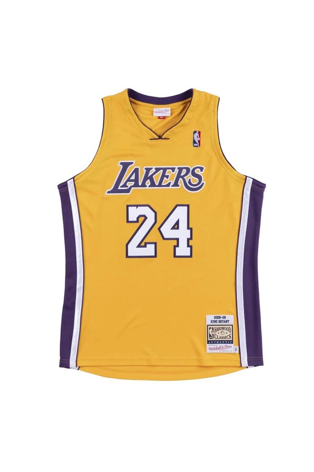 Regata-Mitchell---Ness-Swingman-Jersey-Authentic-Los-Angeles-Lakers-Kobe-Bryant-2008-2009-Amarela