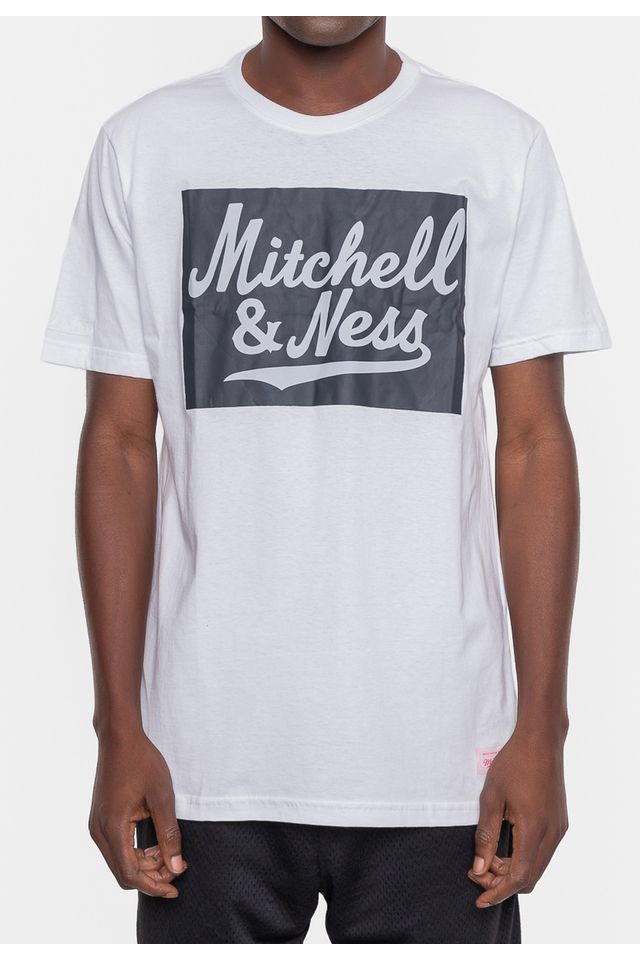 Camiseta-Mitchell---Ness-Masculina-Estampada-Off-White