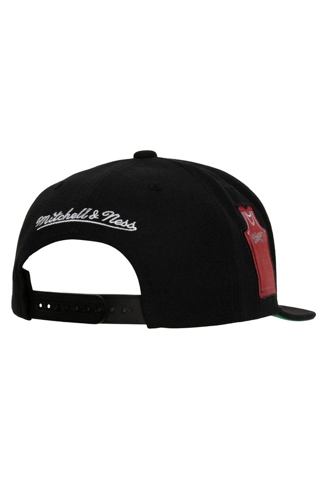 Bone-Mitchell---Ness-Jersey-Love-Snapback-Chicago-Bulls-Preto