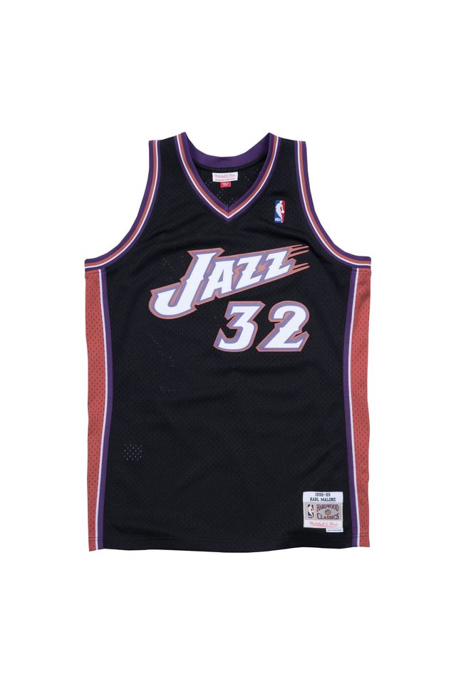 Regata-Mitchell---Ness-Swingman-Jersey-Utah-Jazz-1998-99-Karl-Malone-Preta