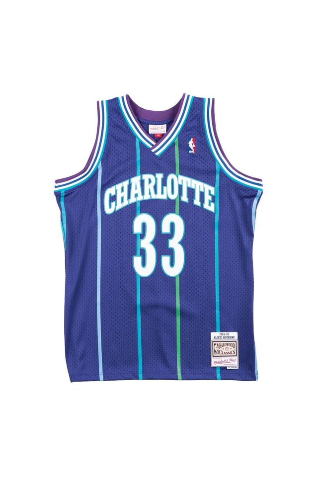 Regata-Mitchell---Ness-Swingman-Jersey-Charlotte-Hornets-1994-95-Alonzo-Mourning-Roxa Regata-Mitchell---Ness-Swingman-Jersey-Charlotte-Hornets-1994-95-Alonzo-Mourning-Roxa