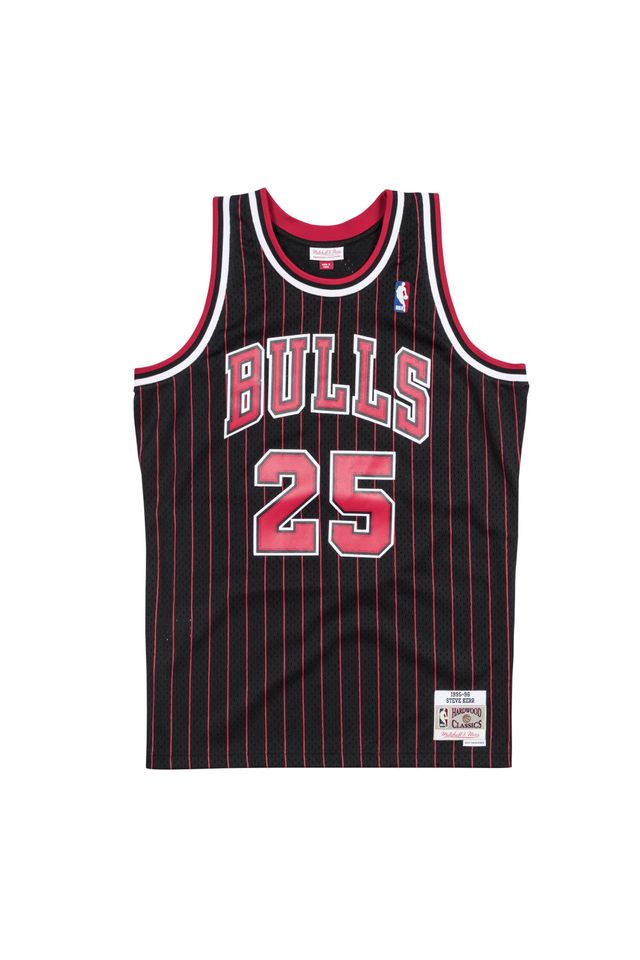Regata-Mitchell---Ness-Swingman-Jersey-Chicago-Bulls-1995-96-Steve-Kerr-Preta