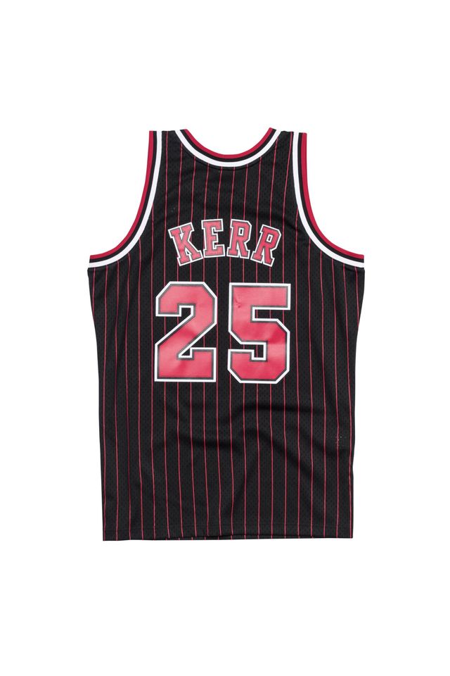 Regata Mitchell Ness Swingman Jersey Chicago Bulls 1995 96 Steve Kerr Preta OnbongoBr