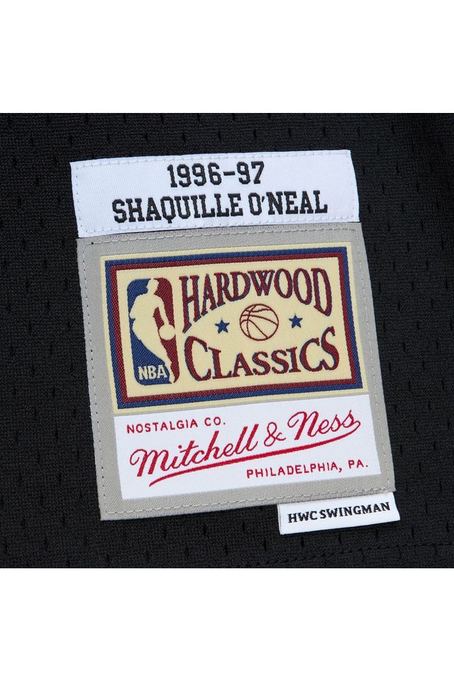 Regata-Mitchell---Ness-Off-Court-Swingman-Jersey-Los-Angeles-Lakers-1996-97-Shaquille-O-Neal-Preta Regata-Mitchell---Ness-Off-Court-Swingman-Jersey-Los-Angeles-Lakers-1996-97-Shaquille-O-Neal-Preta
