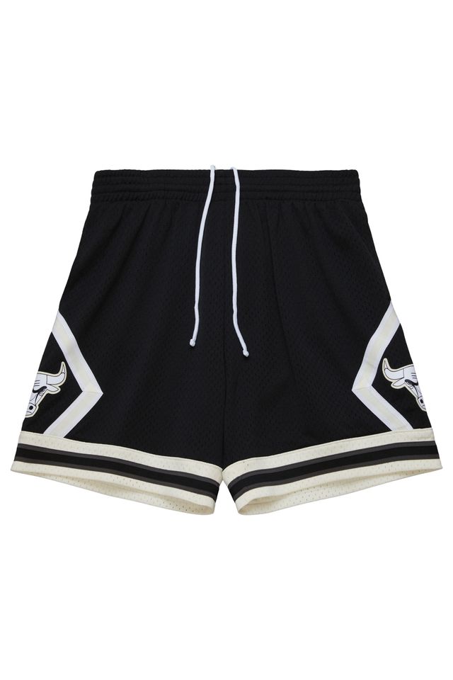 Shorts-Mitchell---Ness-NBA-Off-Court-Chicago-Bulls-1997-Preto