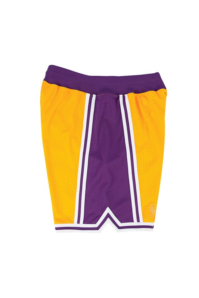 Shorts-Mitchell---Ness-Swingman-Jersey-Authentic-Los-Angeles-Lakers-Home-1996-1997-Amarelo