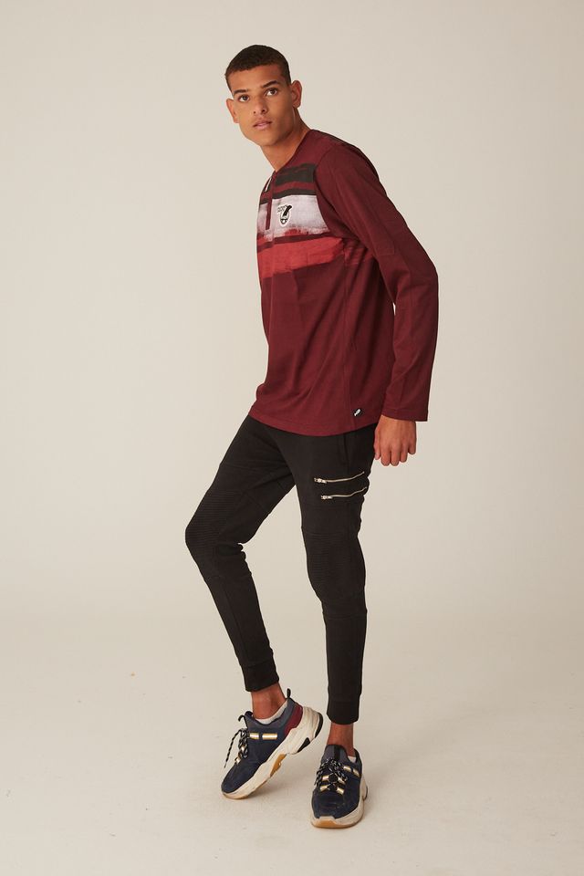 Camiseta-HD-Manga-Longa-Especial-Vinho