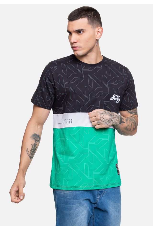 Camiseta-Onbongo-Masculina-Stay-Preta-com-Verde