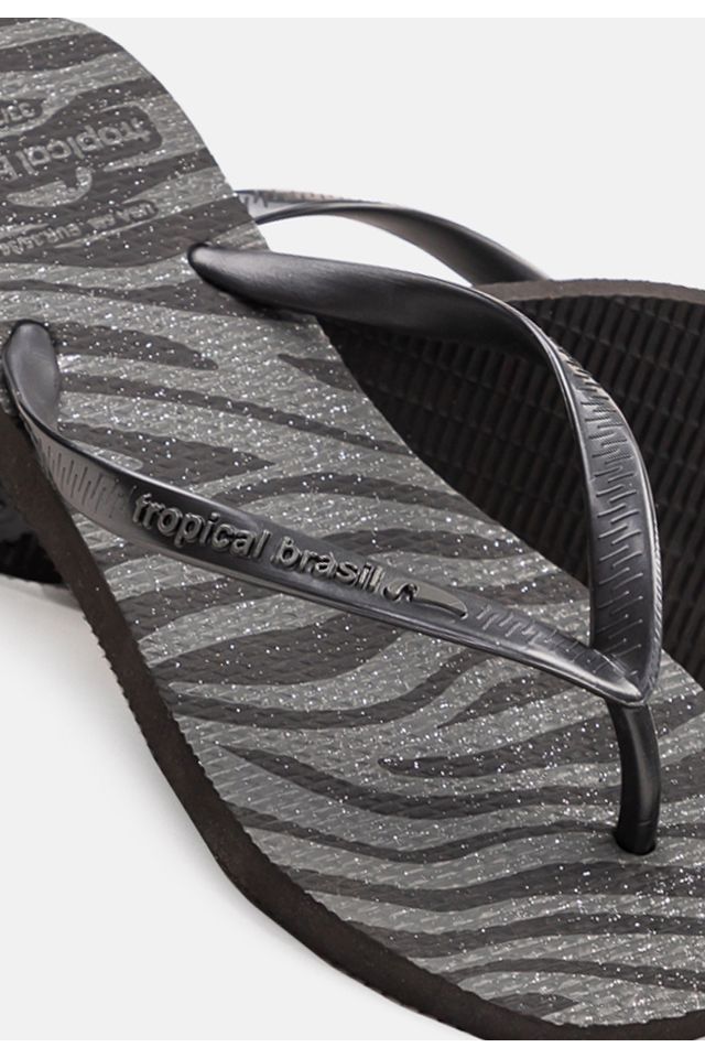 Chinelo-Tropical-Brasil-Quadradinha-Estampado-Cinza-com-Preto