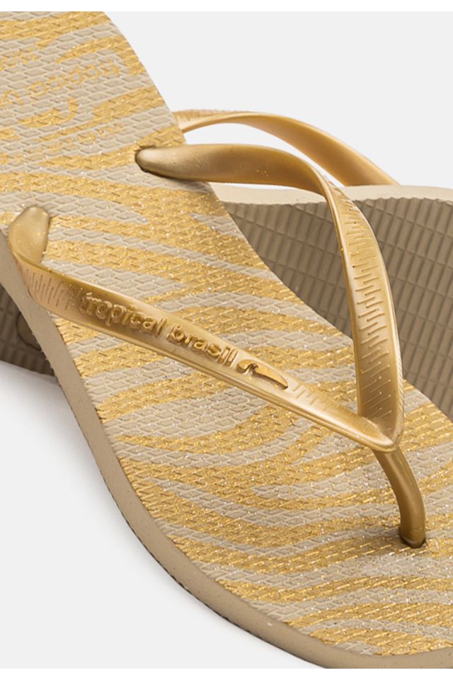 Chinelo-Tropical-Brasil-Quadradinha-Estampado-Dourado-com-Areia