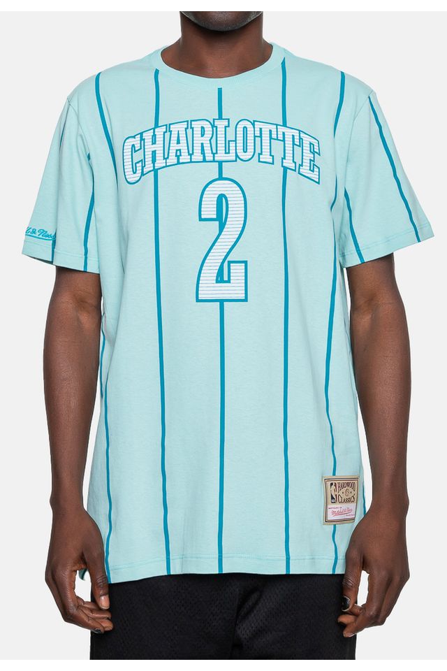 Camiseta-Mitchell---Ness-Masculina-Charlotte-Hornets-Larry-Johnson-Verde-Azulado