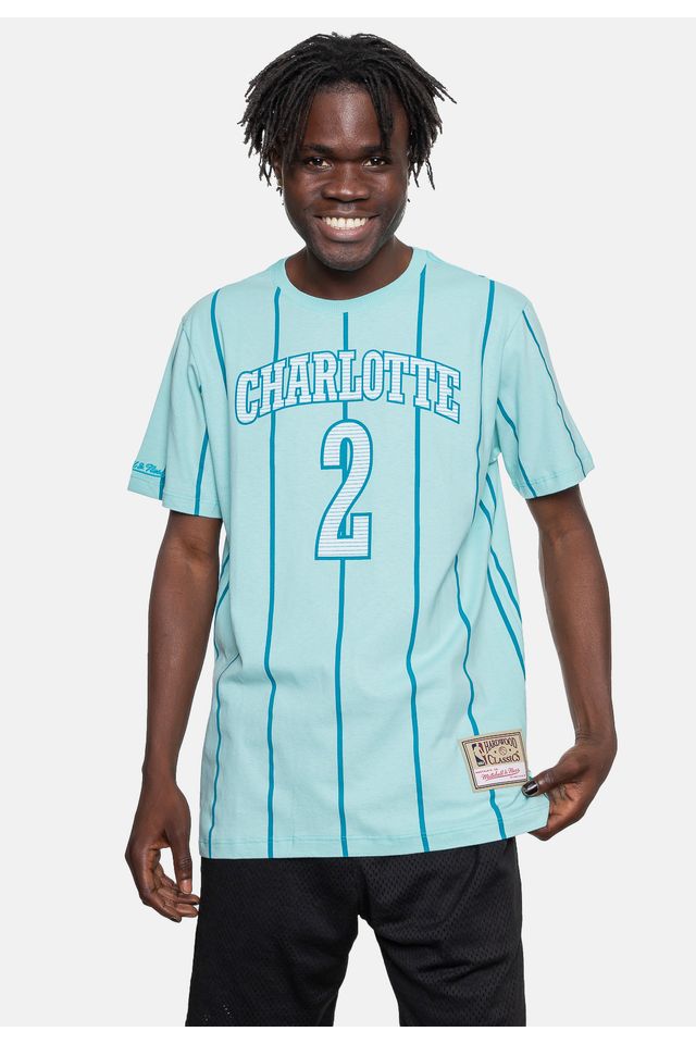 Camiseta-Mitchell---Ness-Masculina-Charlotte-Hornets-Larry-Johnson-Verde-Azulado