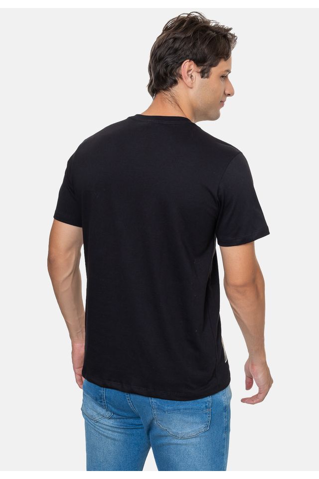 Camiseta-Ecko-Estampada-Preta