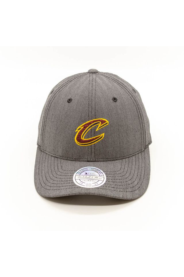 Bone-Mitchell---Ness-NBA-Aba-Curva-Snapback-Cleveland-Cavaliers-Cinza Bone-Mitchell---Ness-NBA-Aba-Curva-Snapback-Cleveland-Cavaliers-Cinza