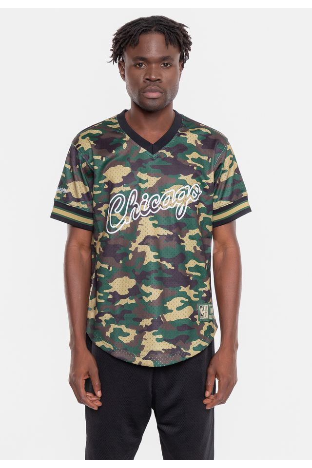 Camiseta-Mitchell---Ness-Manga-Curta-Swingman-Camuflada-Chicago-Bulls-Verde Camiseta-Mitchell---Ness-Manga-Curta-Swingman-Camuflada-Chicago-Bulls-Verde