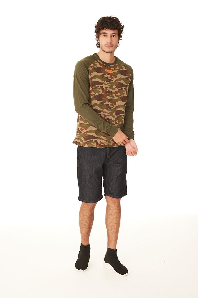 Camiseta-HD-Especial-Manga-Longa-Raglan-Camuflada-Verde