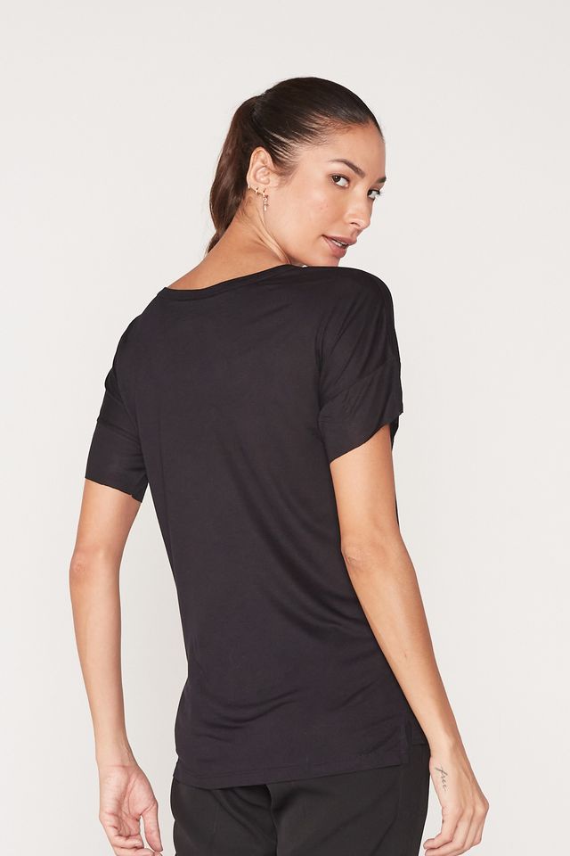 Camiseta-Onbongo-Feminina-Estampada-Preta
