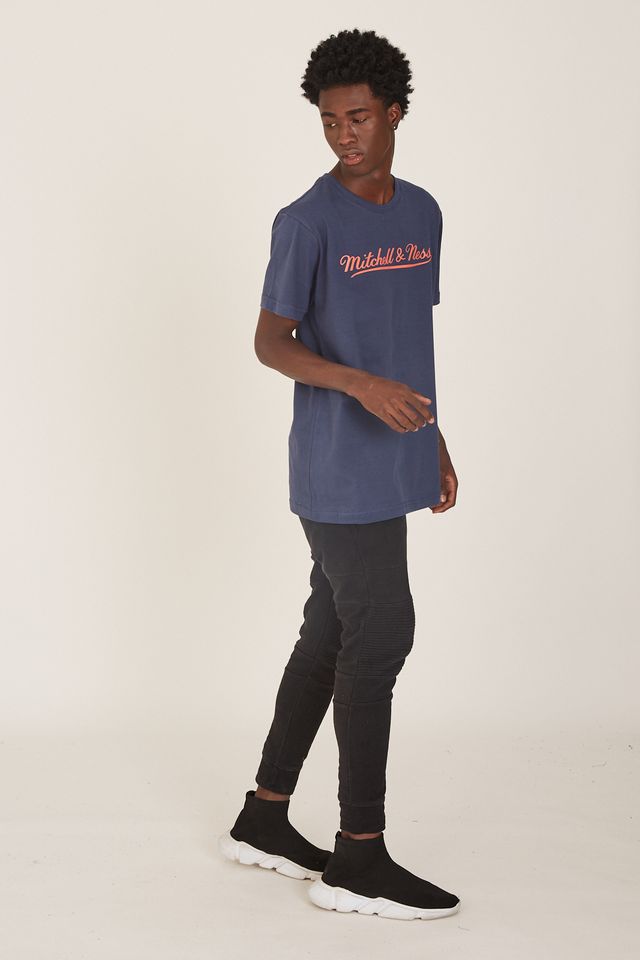Camiseta-Mitchell---Ness-Estampada-Branding-Azul