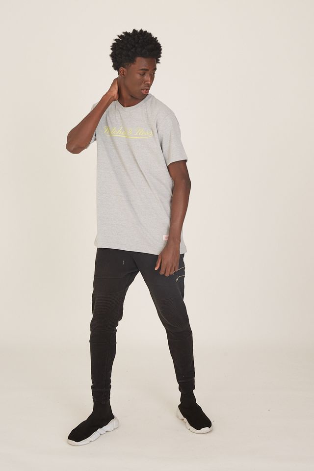 Camiseta-Mitchell---Ness-Estampada-Branding-Cinza-Mescla