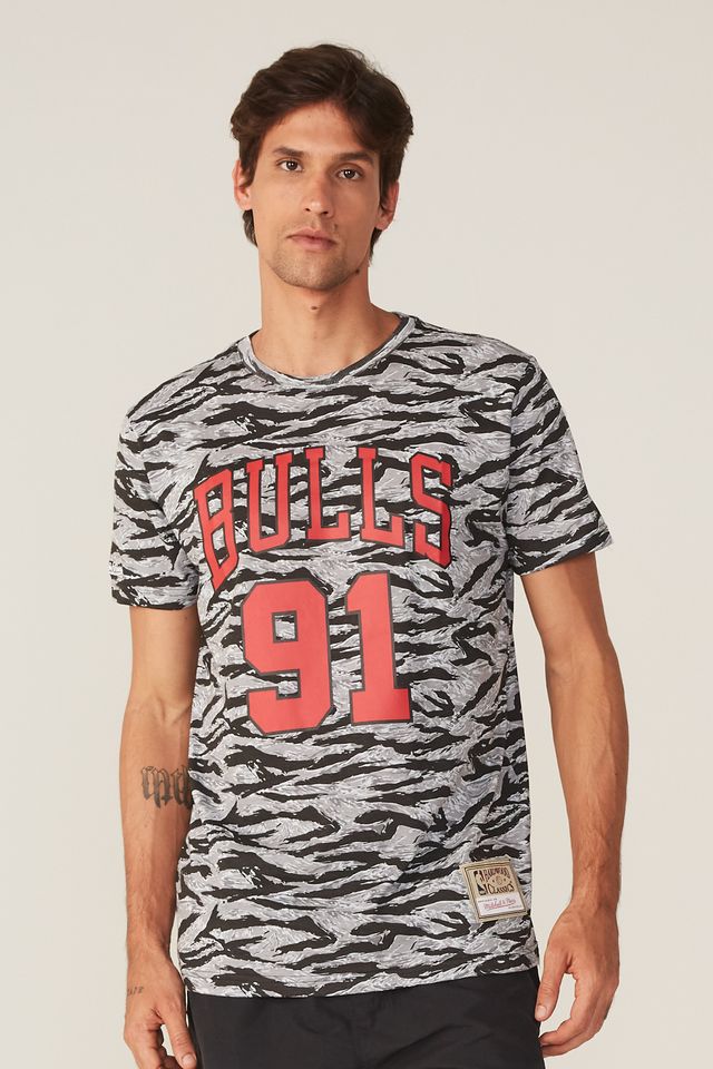 Camiseta-Mitchell---Ness-Especial-Chicago-Bulls-Dennis-Rodman-Cinza Camiseta-Mitchell---Ness-Especial-Chicago-Bulls-Dennis-Rodman-Cinza