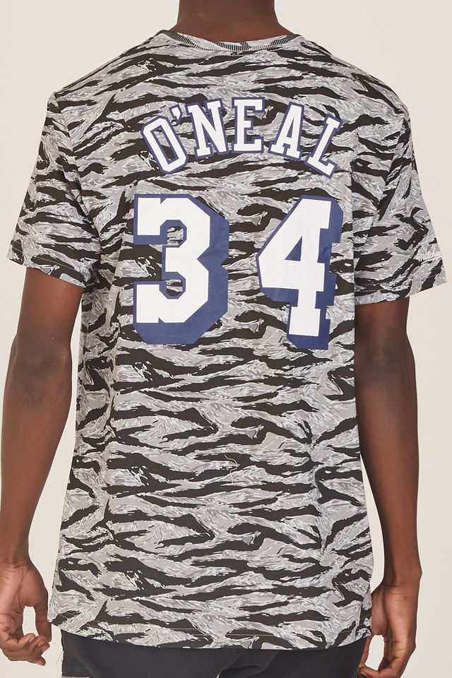 Camiseta-Mitchell---Ness-Especial-Los-Angeles-Lakers-Shaquille-O-Neal-Cinza