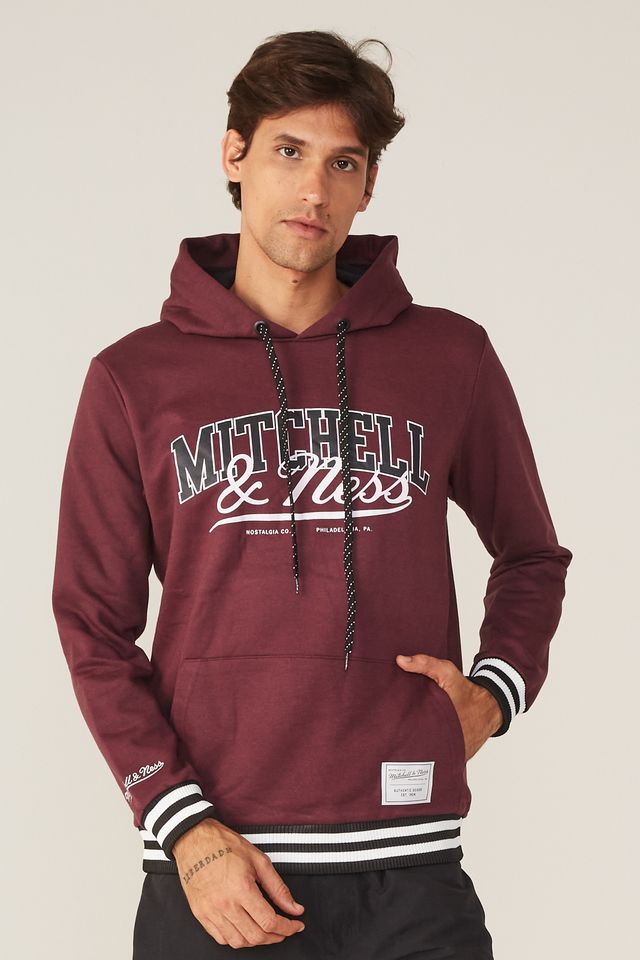 Moletom-Mitchell---Ness-Fechado-com-Capuz-Branded-Vinho Moletom-Mitchell---Ness-Fechado-com-Capuz-Branded-Vinho