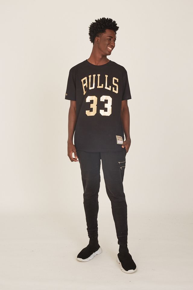 Camiseta-Mitchell---Ness-Estampada-Chicago-Bulls-Scottie-Pippen-Preta
