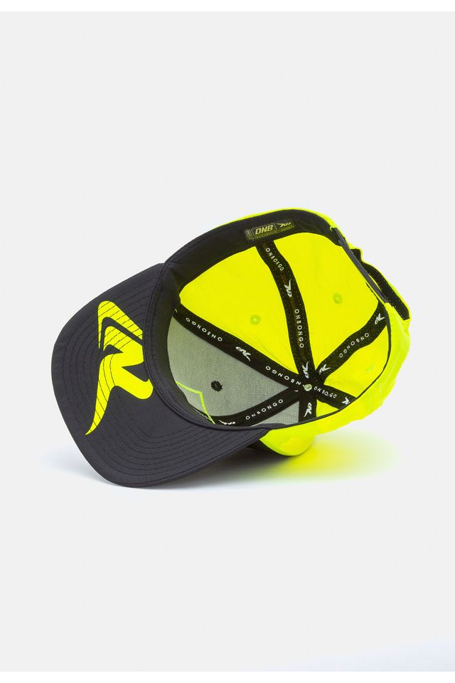 Bone-Onbongo-Aba-Curva-Snapback-Preto-com-Amarelo