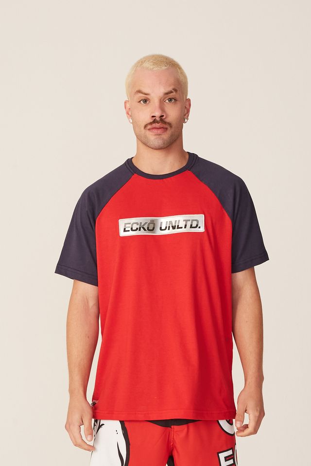 Camiseta-Ecko-Raglan-Estampada-Vermelha