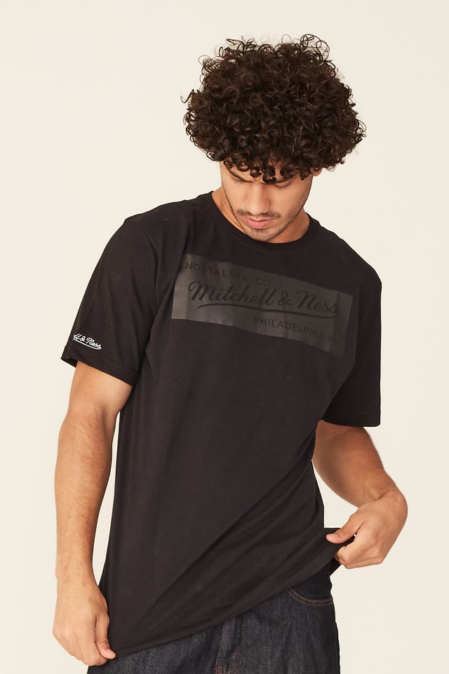 Camiseta-Mitchell---Ness-Estampada-Brand-Preta
