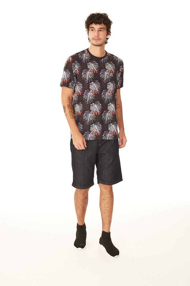 Camiseta-HD-Especial-Estampada-Leaves-Preta
