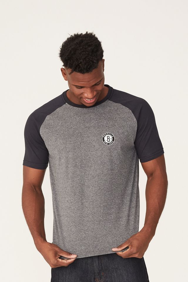 Camiseta-NBA-Raglan-Estampada-Brooklyn-Nets-Cinza-Mescla-Escuro